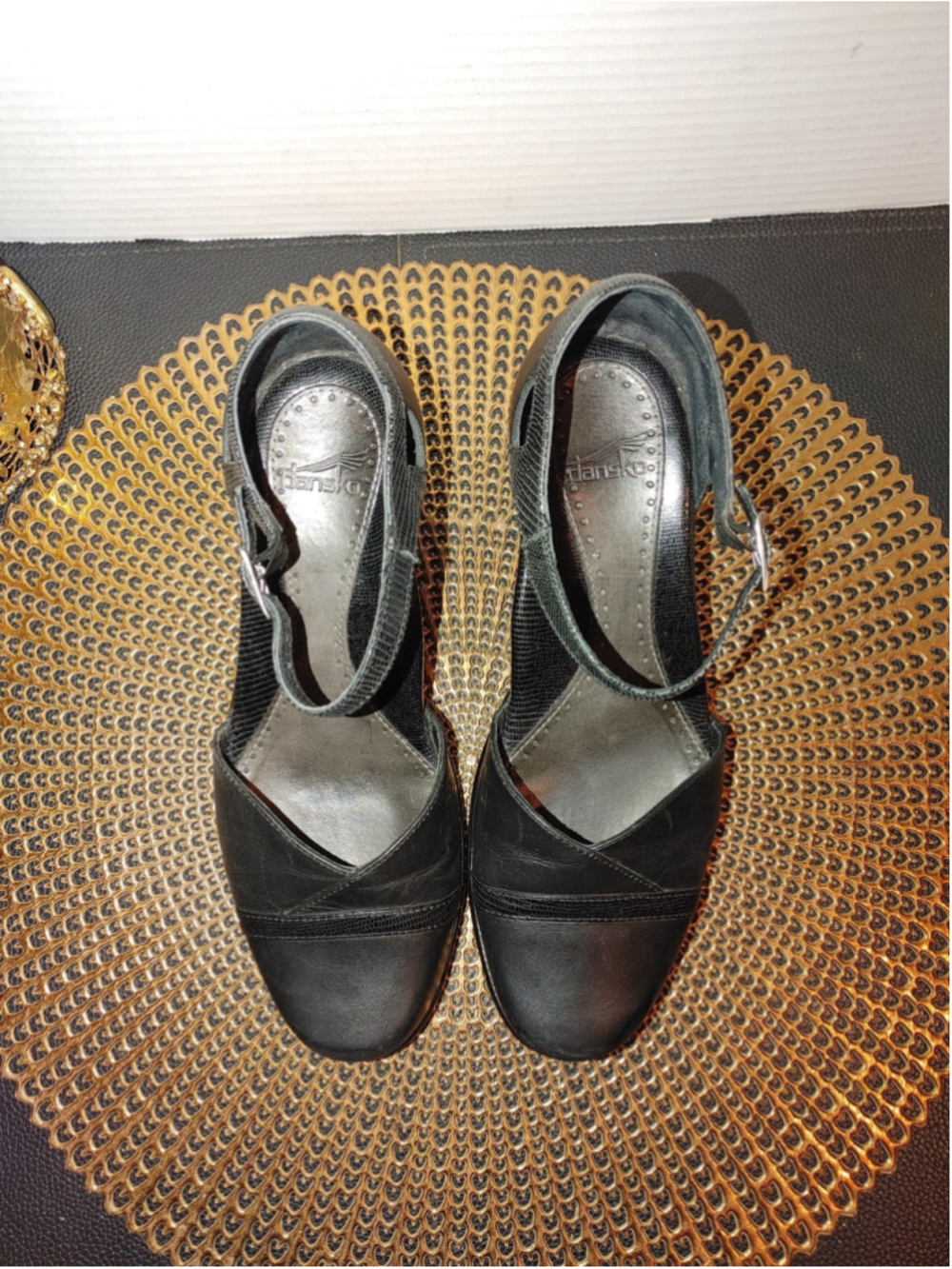 Dansko Roxy Size 36 - Picture 3 of 5